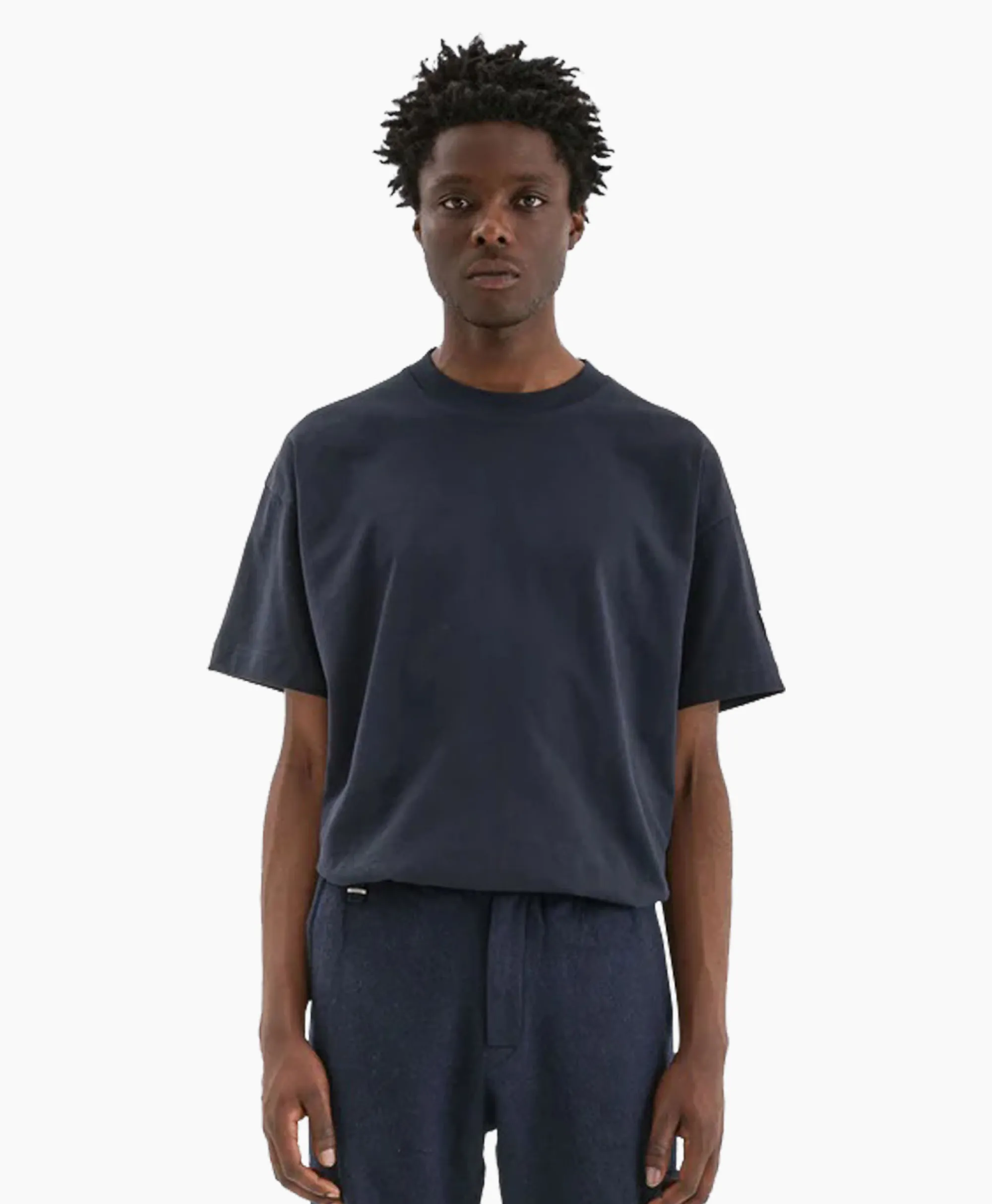 Flâneur Flaneur T-Shirt Korte Mouw Atelier Sleeve Amblem Donker Blauw*Heren T-Shirts