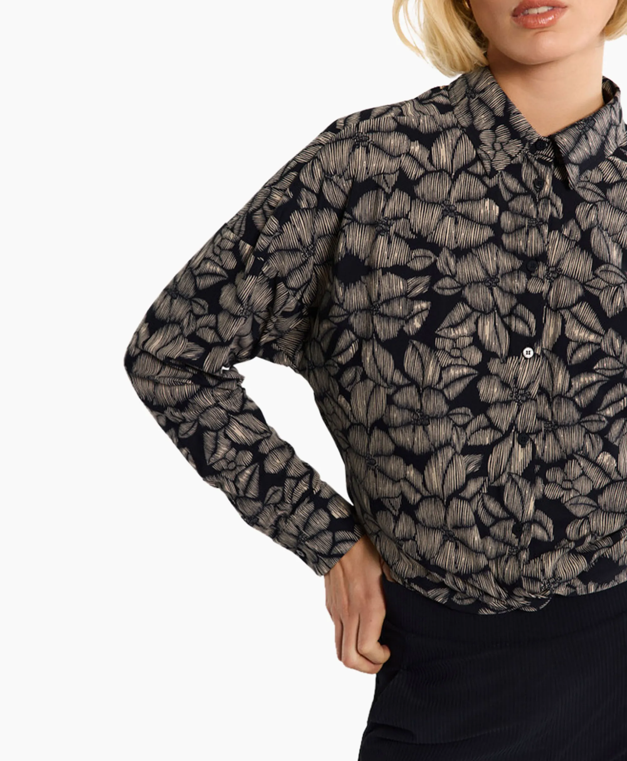 Studio Anneloes Blouse Sanne Flower Zand*Dames Blouses